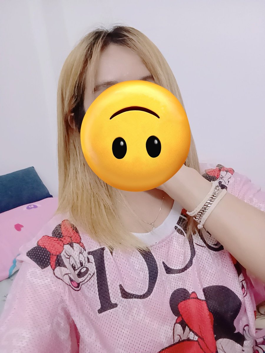 sm9729636950984's tweet photo. ขอบคุณตัวเองที่เก่งมาก ผ่านมาใด้ทุกเรื่องราว.....ที่ไม่ยอมแพ้ในวันที่มีน้ำตา🍃
ยิ้มหั้ยตัวเองเยอะๆนะ🤍 https://t.co/XzgKFauCx0