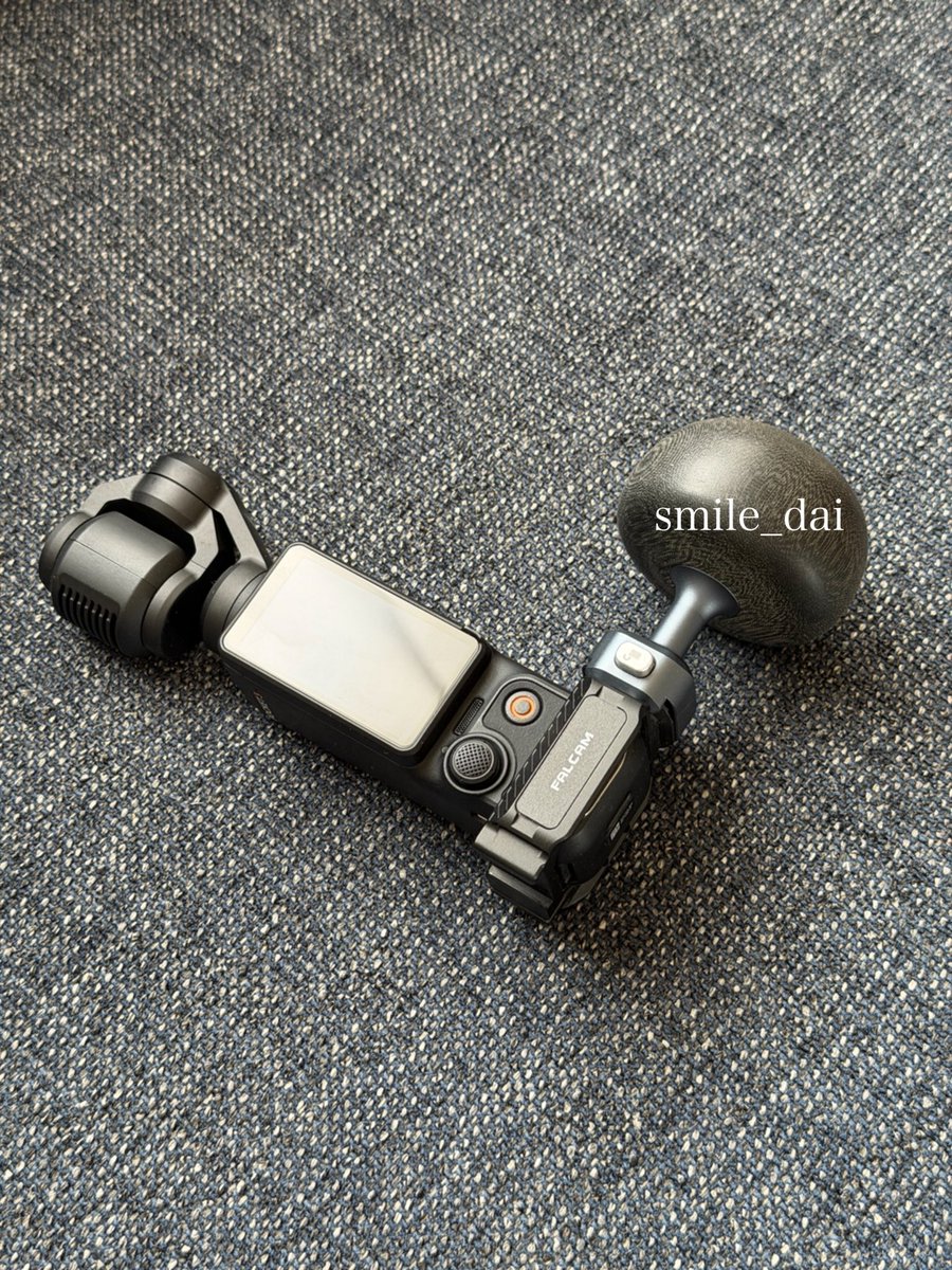 smile_dai's tweet photo. osmo pocket 4Pを発売日に発注して、到着待ち。明日には届くかな。

FALCAMなど、osmo pocket3で使用していたアイテムが使えそうなのも嬉しい。仕事で活用しているので、届いたら、まずはそれを試したい。
写真はosmo pocket3 https://t.co/mMK5vKT1p7
