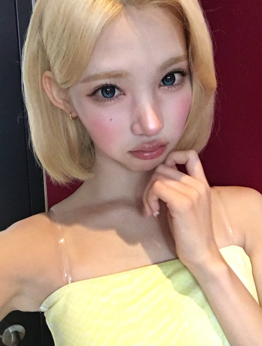 Byeo_ri2's tweet photo. 260702 위버스 포스트 #지우 

🍋💛💫🐥🌼🌻🍍⭐️☀️🌝✨️ https://t.co/Xk6dkBbXQ6