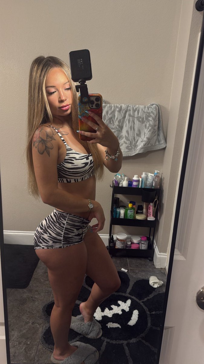 Kyliee tweet media