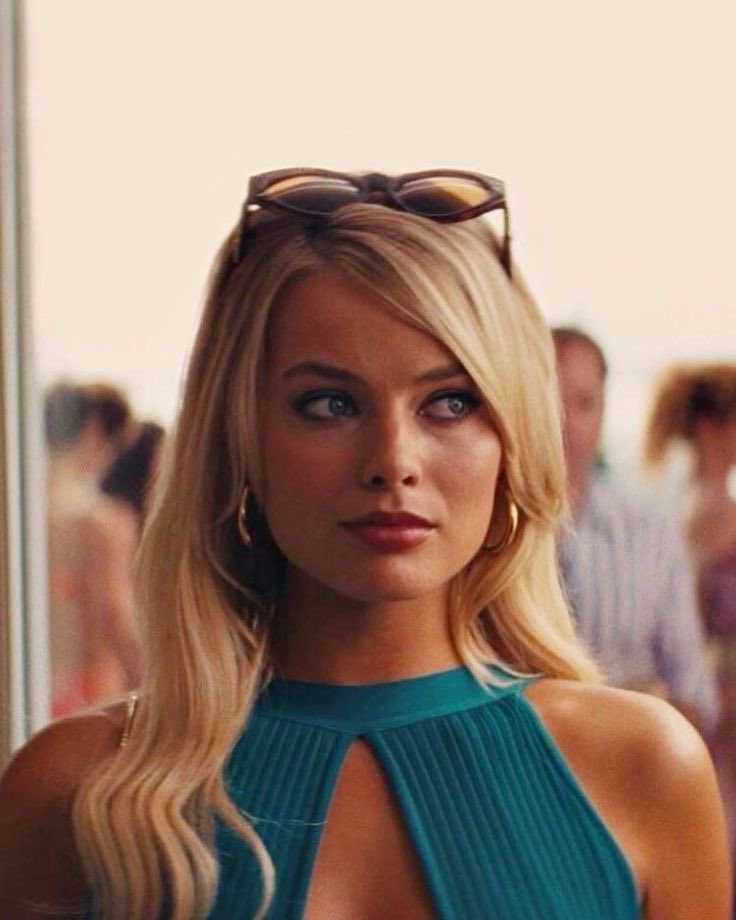 TheMargotFan's tweet photo. Today we celebrate the woman who gave us performances such as Barbie, Naomi Lapaglia, Sharon Tate, Nellie LaRoy, as well as countless others.

Happy 36th birthday to Margot Robbie and let’s hope the next 36 are just as good 🎉 https://t.co/Z1GrAqxSTR