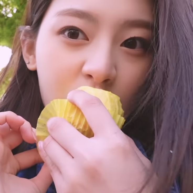 somnelune's tweet photo. ㅤ
Selamat pagi. Sudah kasih makan cacing-cacing di perut belum? 
ㅤ https://t.co/NCqlW0BLg9