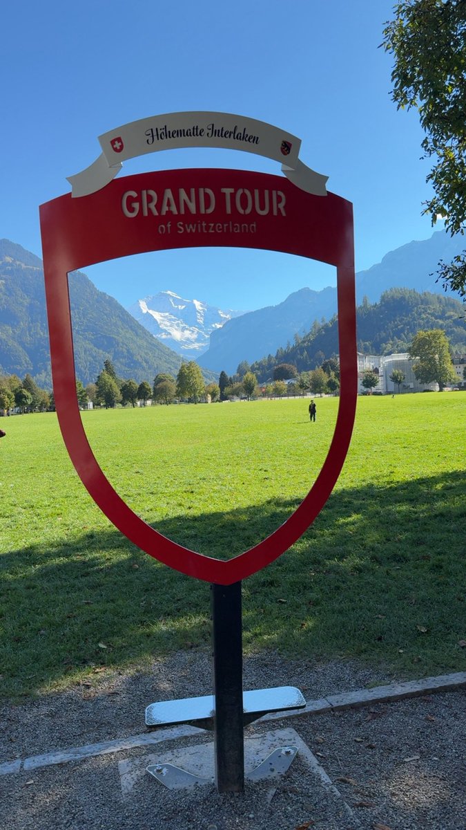 myth070's tweet photo. Interlaken ,Switzerland🇨🇭 https://t.co/66crp5Ahwt