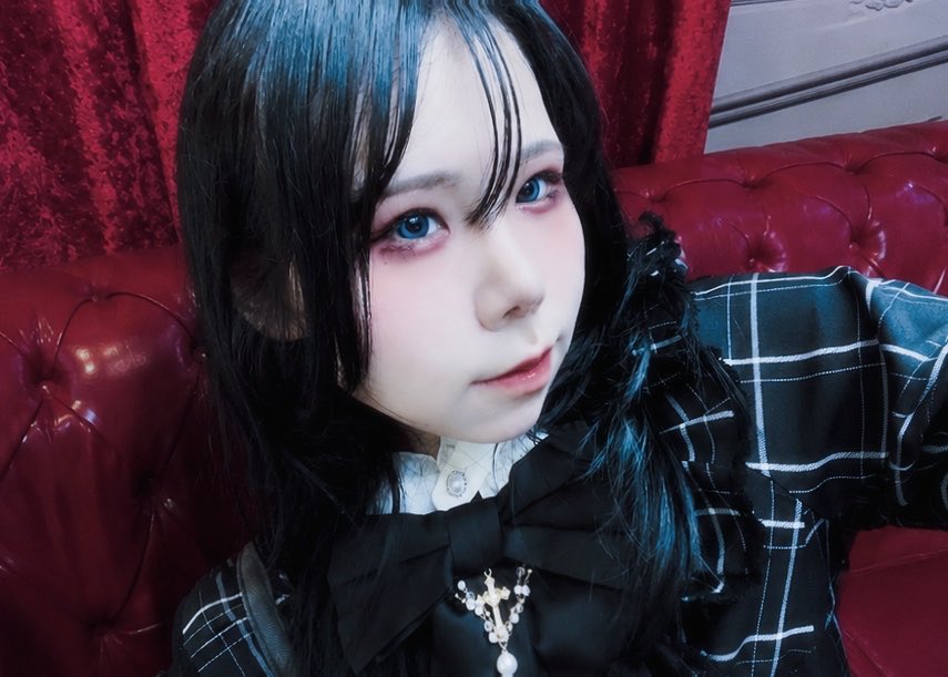 _Koko_empire's tweet photo. 昨日はご帰宅ありがとうございました
初めましての眷属様ともアーティストの話で盛り上がれたおかげで素敵な夜になりました。
珍しく私服なので記念に📸

#三ノ宮 #えんぱいあ #コンカフェ #メイドカフェ https://t.co/ZzVeLT6PAQ