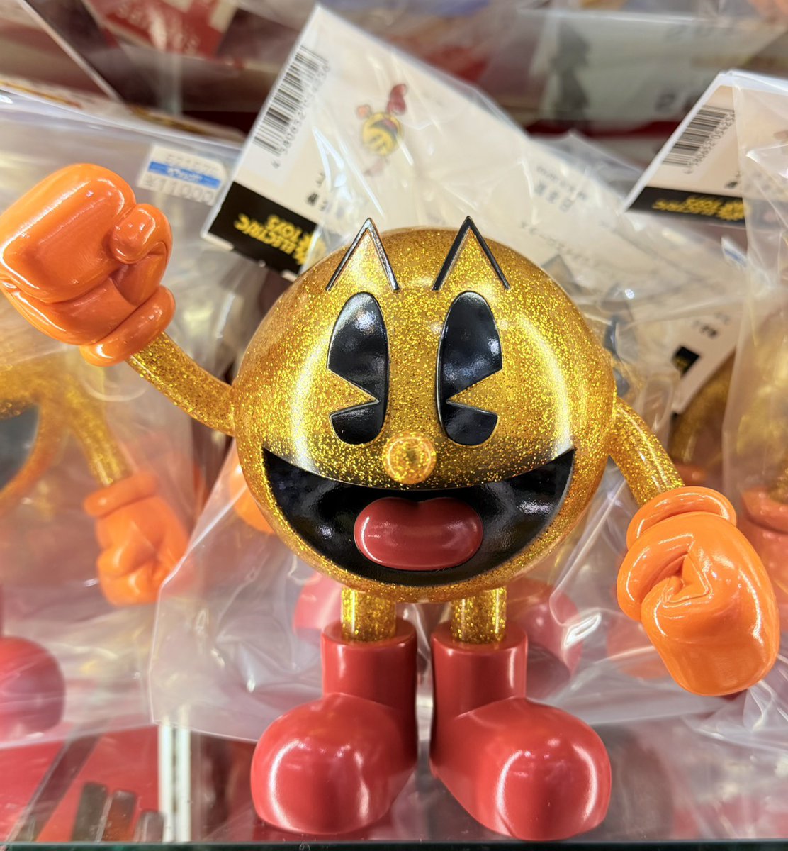 パックマンクリアイエローラメソフビPAC-MAN vinyl figure