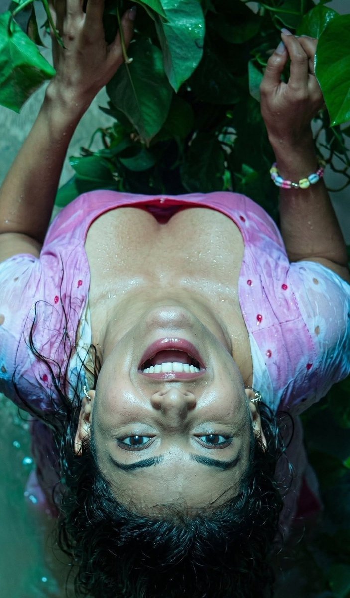 actressnation4u's tweet photo. Maatran or baahubali 😍😍

Her prime is just insane 🥵🥵

#KajalAggarwal https://t.co/gAGrkgrcw2