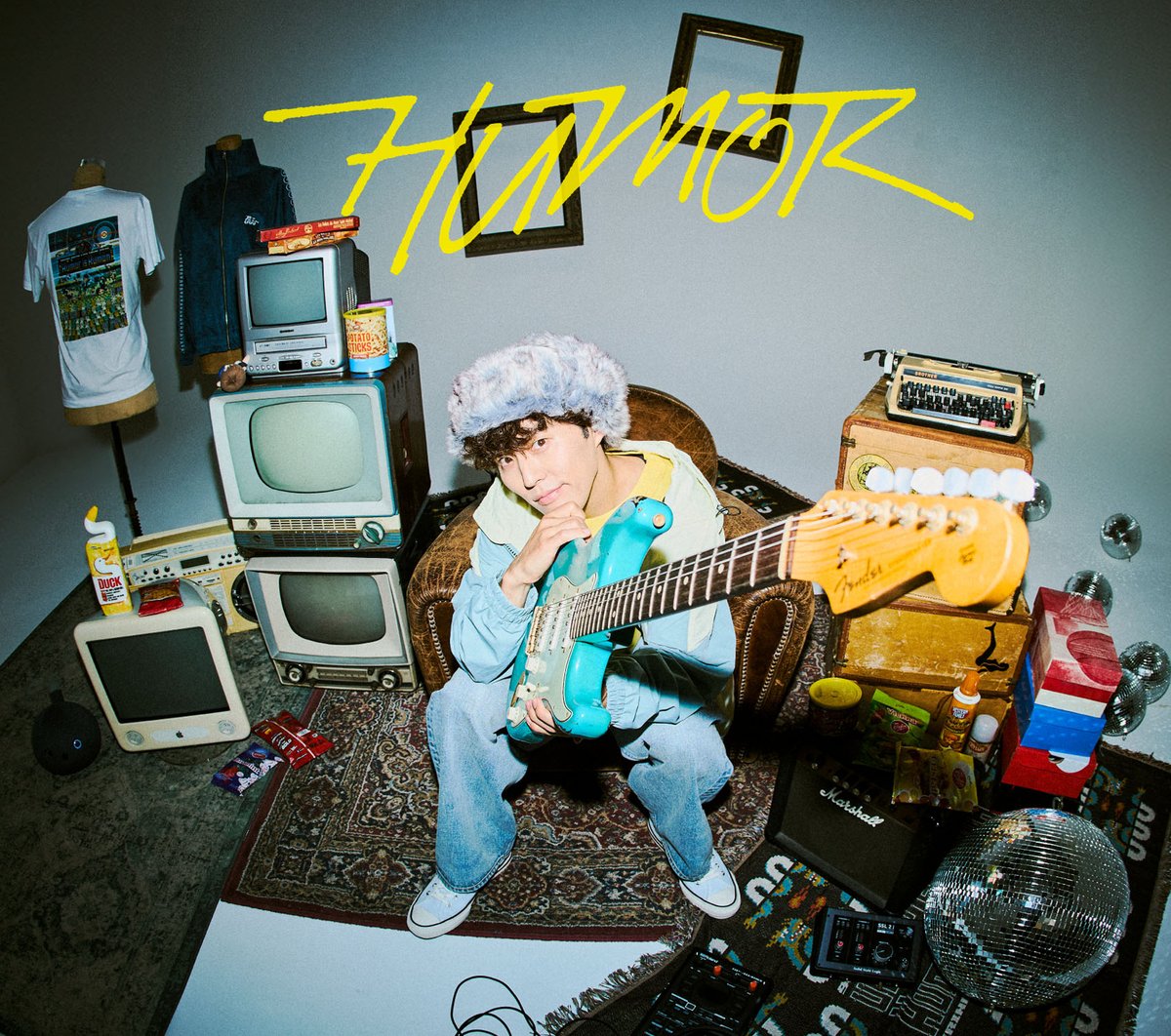 miyuuu_official's tweet photo. https://t.co/5JF8wxaCcY RELEASE
mini album「HUMOR」
………………………………………
予約受付中🎸

【豪華盤収録内容】
🔵エムカードにはMVやみゆさんぽ続編を収録
🔵ライブ音源CD全10曲を収録
🔵入野自由私物撮影！携帯用ステッカー
🔵フォトカード1枚

📀収録内容
https://t.co/Bu5uGAQuYw
📀CDご予約
https://t.co/bx81FXhlO0
🛒CMS抽選キャンペーン（8/31受付〆切）
https://t.co/9lZ0uIpIXf

#入野自由_HUMOR #UUU 〈左〉豪華盤〈右〉通常盤