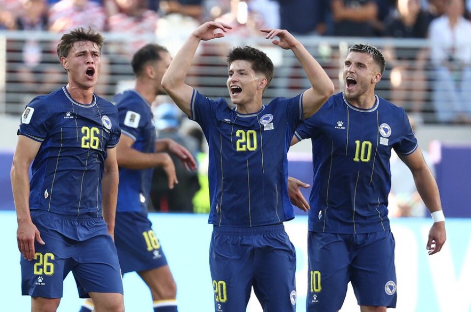 30Betterrrrr's tweet photo. So proud of our small little country that was never supposed to exist, full of kids that were never supposed to exist, playing on the biggest stage and getting seen by the whole world while making history.
Canβt wait for the future πππ§π¦ #IdemoBosno https://t.co/0wYKYNbvlI