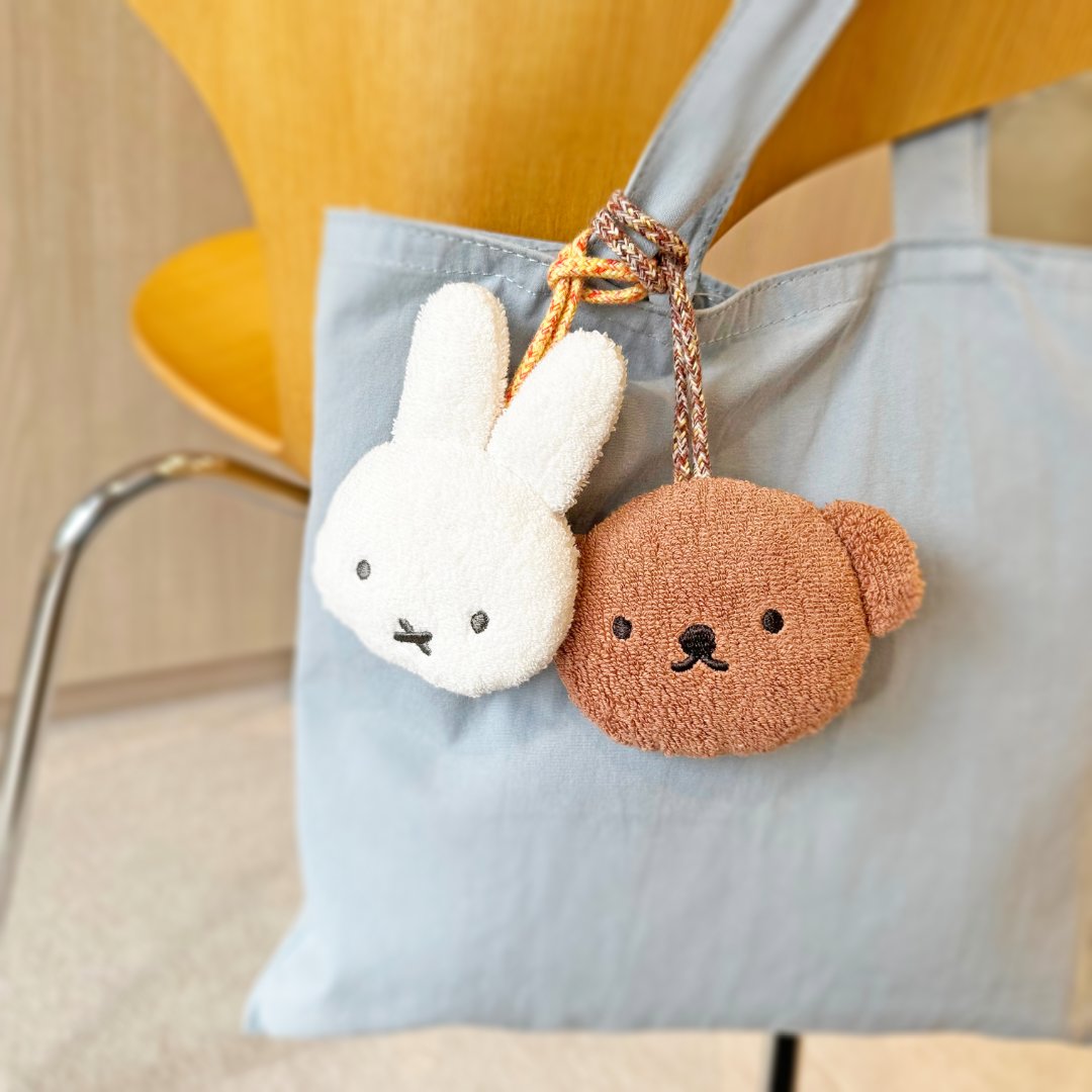 miffy_japan's tweet photo. はだざわりも、 地球へのおもいやりも。
やさしさをつめこんだ
ミッフィーのたおぐるみです。 https://t.co/NLRDeRwT6v