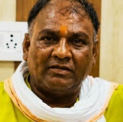 jyotsana51400's tweet photo. राममंदिर चढ़ावा चोरी में पुलिस ने बड़ा खुलासा किया है। 

टिन्नू यादव के पास सिर्फ 1 लाख रुपए बरामद हुए जबकि 

अविनाश शुक्ला और अनुकल्प मिश्रा के पास से 20-20 लाख रुपए बरामद हुए 

जबकि सबसे ज़्यादा चर्चा टिन्नू यादव की हो रही है https://t.co/DVDra89pLF