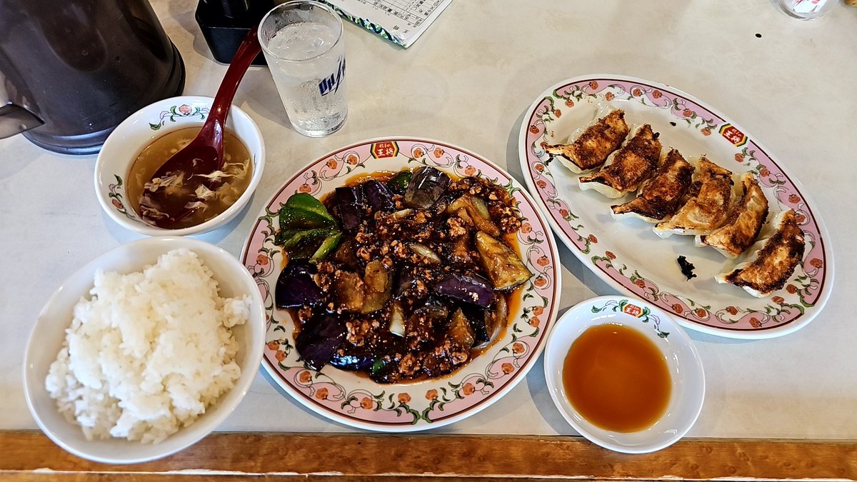 tm450624's tweet photo. 昼食🎵久しぶりに自宅近所の王将で日替りランチを食べたけど安くて美味しくてやっぱり好きやわ😄

餃子の王将 住之江店
06-6685-2468
大阪府大阪市住之江区新北島1-5-33 
https://t.co/LciOxRnpKM https://t.co/4ODWraz52Z