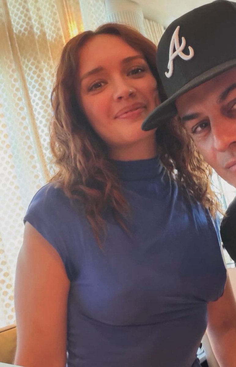 thinkercooke's tweet photo. PRINCESS WAS SEEN https://t.co/ZaxWrP3cnW