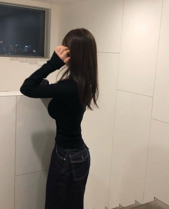 IamBooA's tweet photo. 사랑은 아직 모르겠지만, 다정함은 알아요.
#섹트 #맘눌뎀 #몸매 https://t.co/uufr5Br78c