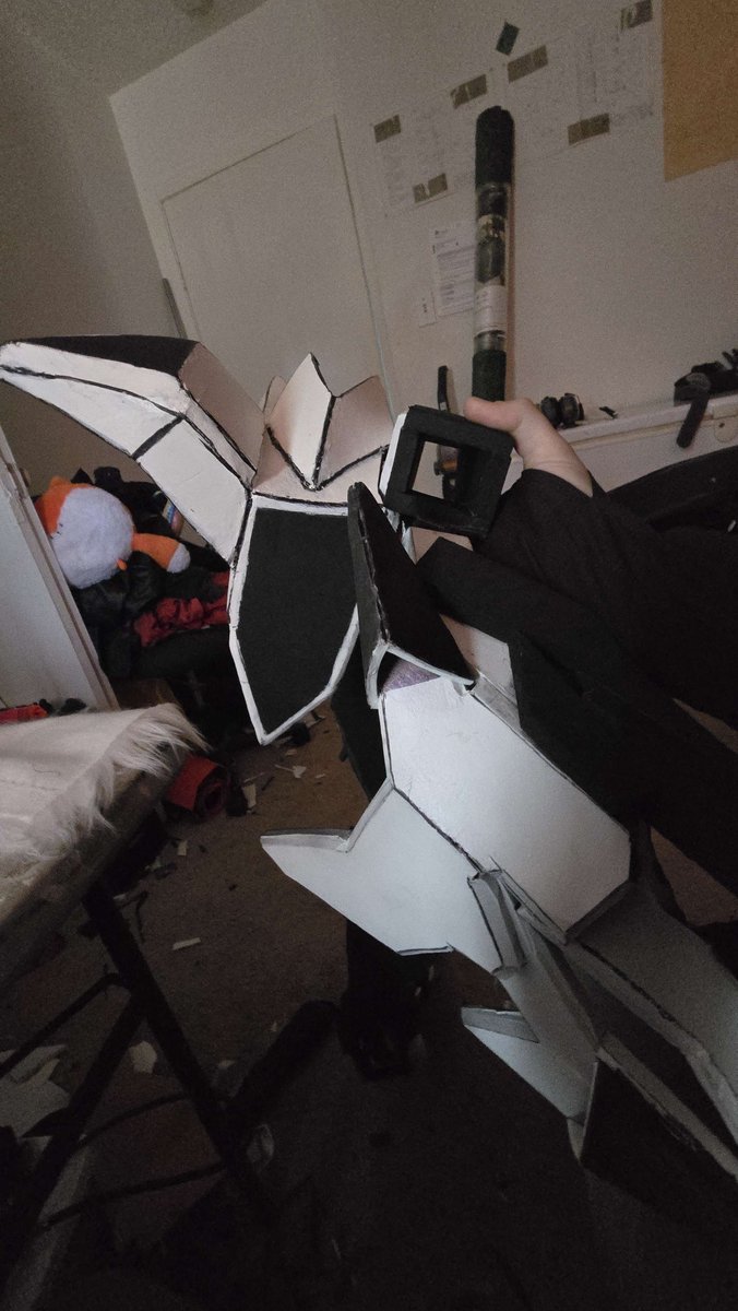 WPArmoury's tweet photo. The old shoulders would not work with the new body, so I moved them to the arms. Much better 🥰 https://t.co/BmFBpFSDyD