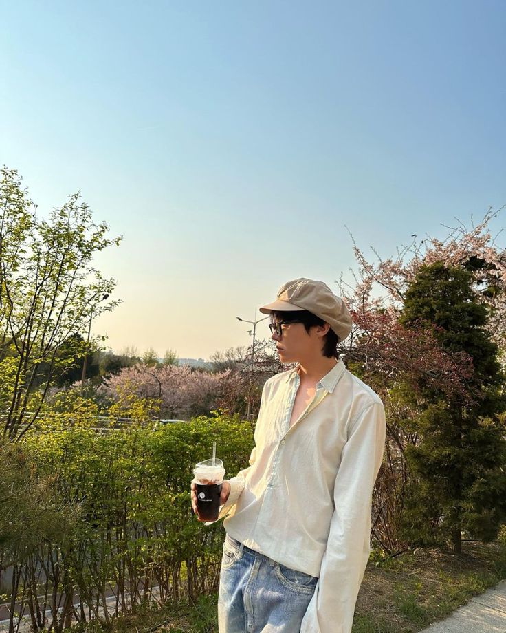 Sintonizndo's tweet photo. ☀︎ㅤ───ㅤMinha obra de arte favorita. 💛 https://t.co/0unvdhB1je