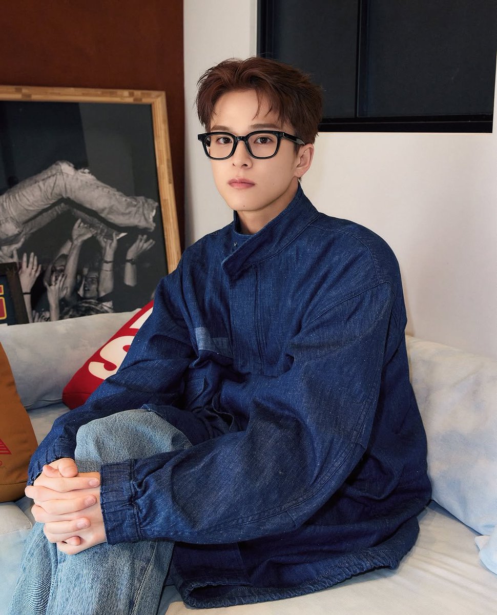 A_2STUDI0's tweet photo. [📸] 260702 jaylim_studio Instagram update

Levi's Tokyo Event
TREASURE Asahi

Photo by jaylim1

🔗 https://t.co/ZFqjiXW56v

#ASAHI #아사히 #アサヒ #朝光
#TREASURE #트레저 #トレジャー https://t.co/HY2A45jLDo