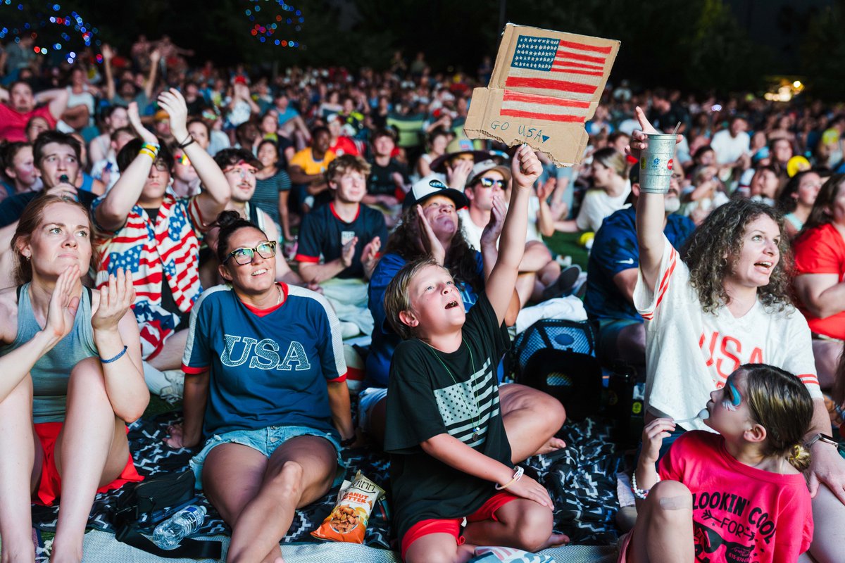 GEODISPark's tweet photo. USA ADVANCES TO THE ROUND OF 16 🇺🇸

Shoutout to everyone that joined us for our Soccer Celebration pres. by @DiscountTire https://t.co/JP6fSFTUWC