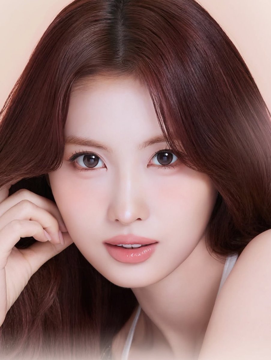 momopopbase's tweet photo. MOMO FOR THE NEW SIE CAMPAIGN https://t.co/FXoSSHWQFM
