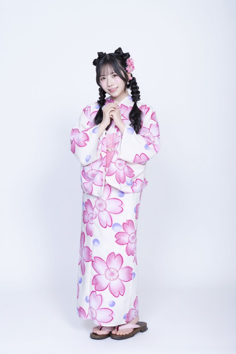 SWEET_STEADY's tweet photo. 🍉👘浴衣ビジュアル2026 公開🩷🎐

🩷栗田なつか　＠natsuka_ss0719

＃SWEETSTEADY
＃すいすて https://t.co/ejS3lL02KN
