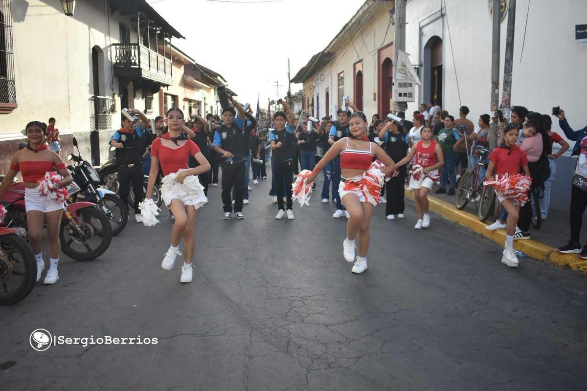 NormaYanina2's tweet photo. #Leon // Conmemora el  Inicio de Julio Victorioso con la celebracion de una Gala Artística Y Cultural por las calles de la ciudad.   

#Nicaragua https://t.co/3br0IbUZzw