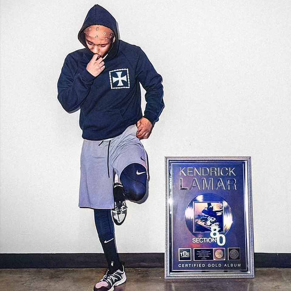 pgLangUpdates's tweet photo. 15 years ago, Kendrick Lamar released his debut studio album, Section.80 💿🔥

Despite having two to three Dr. Dre beats available, Kendrick chose not to include them on the album:

“I wanted Section.80 to have its own light, its own entity. I didn’t want people to purchase the project because I had two or three crazy ass Dre beats.”

— Kendrick Lamar, via @Complex