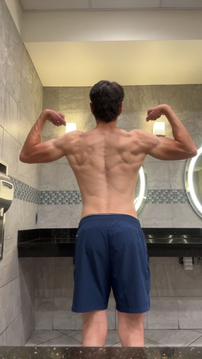 BoredCollegeBoy's tweet photo. https://t.co/jNNDRWMlaJ