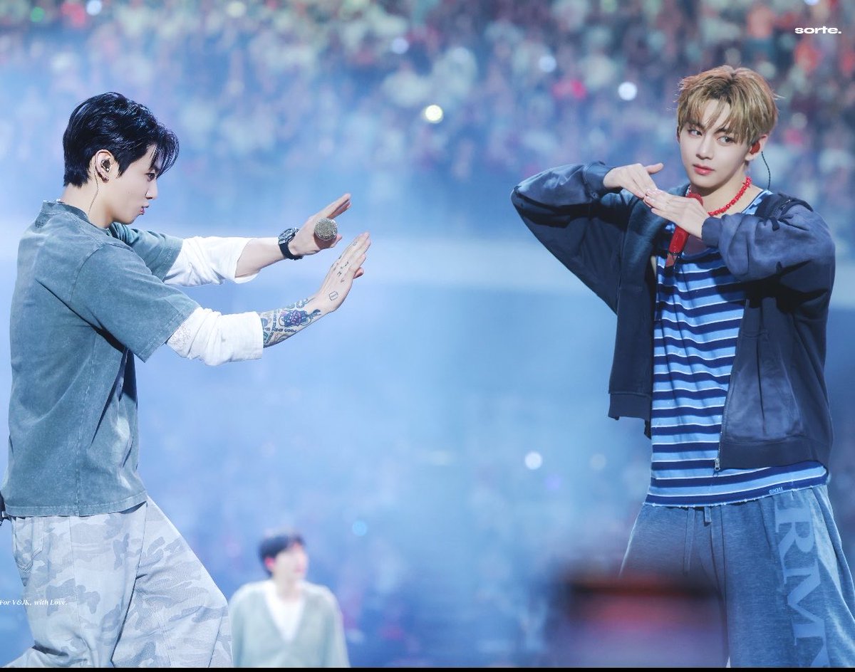 jungkovtae's tweet photo. THIS PIC 😭 https://t.co/qQuhb0aJnj