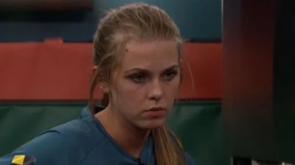 taysdefender's tweet photo. To new era fans: fun facts about Haleigh Caruso (Broucher), and why we need to see her on #BB28

- She was the glue behind BBs most infamous alliance (FOUTTE). While all the young yt ppl grouped up and extended her an invite, she chose to stick to her morals and work with the POC/older crowd she liked better, even though they were bad at the game

- She was the last person standing of her alliance, and the houseguest who gave the most opposition to Level 6, the alliance that steamrolled her season

- She was second place for America’s Favorite Houseguest, losing only to productions pet Tyler Crispen who got majority of the edit

- She had several iconic moments her season, including calling house meetings, winning the hacker and nominating Tyler (the Paul of her season), and winning a crucial HOH for her alliance

- She is now one of the most successful houseguests of all time, securing her PHD, starting her own business, AND supporting her NBA husband Alex Caruso!

This is why the fans are begging to see @haleighbroucher on the new season, and we hope production delivers!!!