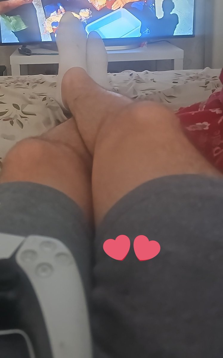 JDport96's tweet photo. Cozy day cant beat it with movies and snacks 😋🙂 🎞 https://t.co/n0H41bZZGb