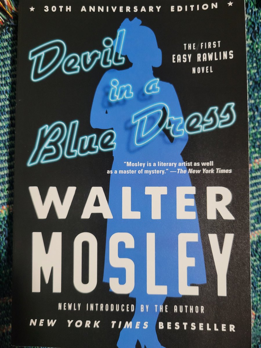 TheBradyBoone's tweet photo. 70. Devil In A Blue Dress (1990) Walter Mosley
#books #booktwt #fiction #readmore https://t.co/fTkrmEBYPO