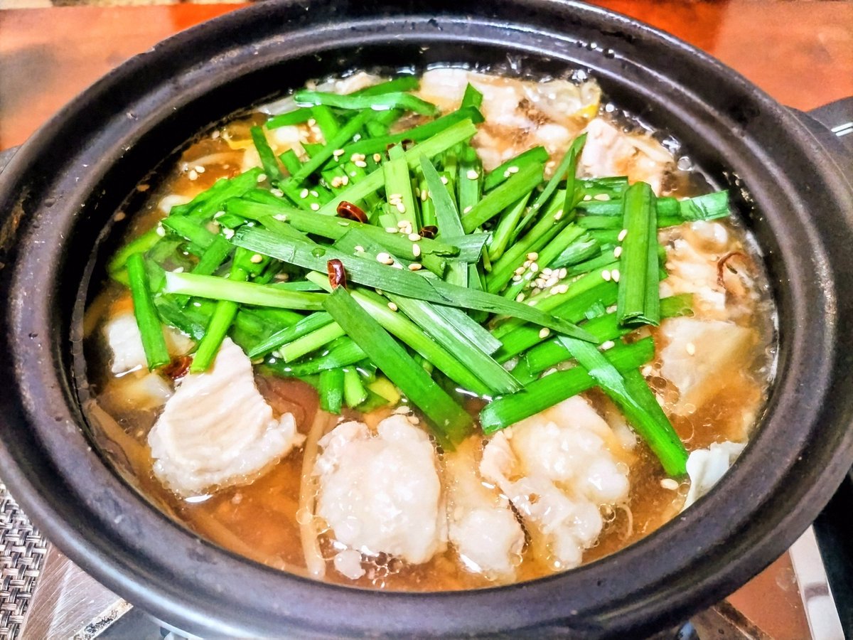 お昼ご飯！！ 今日は1人もつ鍋(⁠ﾉ⁠◕⁠ヮ⁠◕⁠)⁠ﾉ⁠*⁠.⁠✧ｲｴｰｲ お醤油