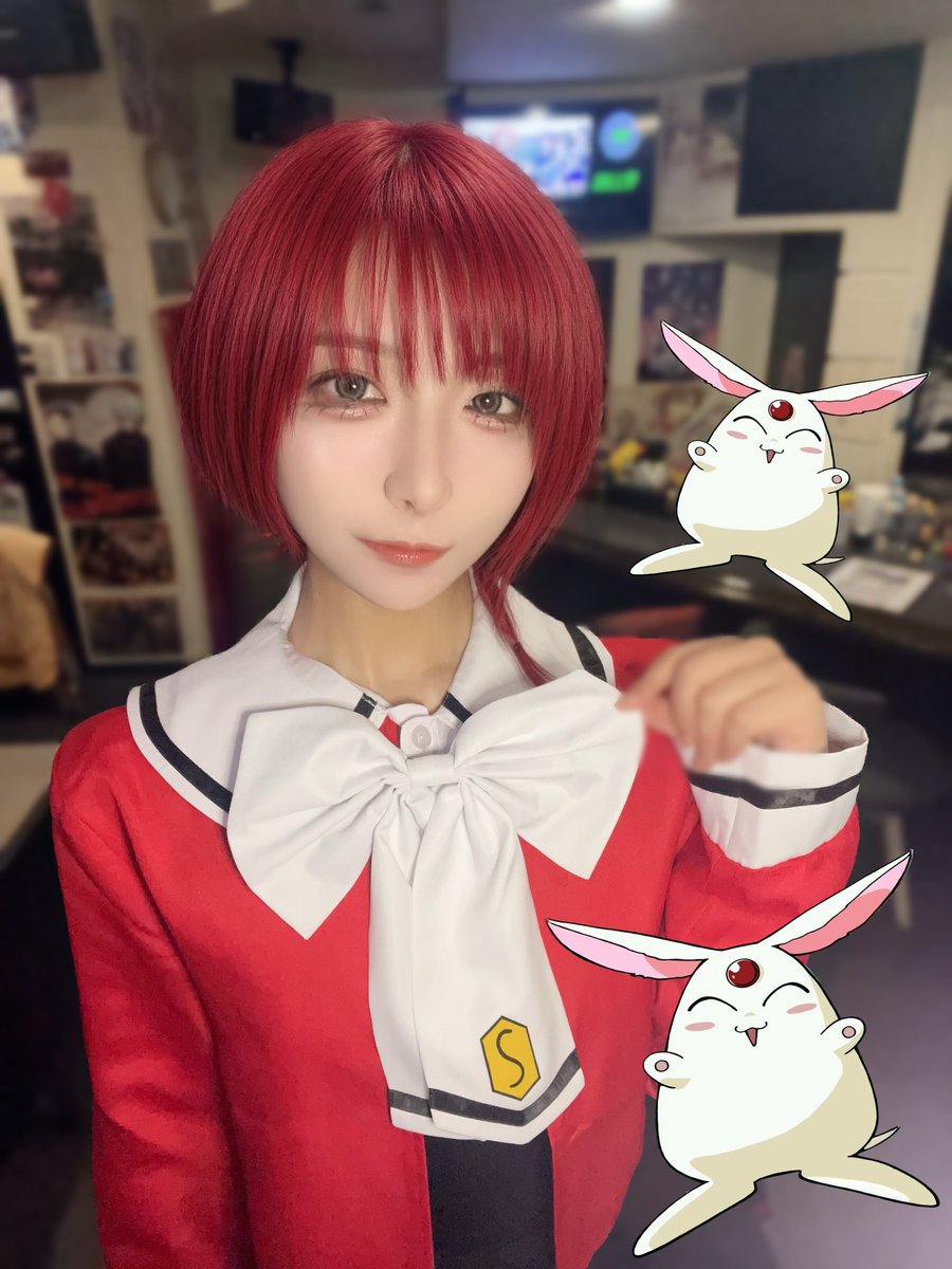 RinM_0344's tweet photo. 念願のレイアース制服を入手したから、両手足・肩&amp;胸あて(あわよくば剣)を作らなければ、、、と思うんだけど、造形全然やってこなかったから何をどこから手をつけたらいいのかさっぱりだ🥲

昔は武器はお父さんに作って貰ってたしな〜😂 https://t.co/w0Uv6X8iPU