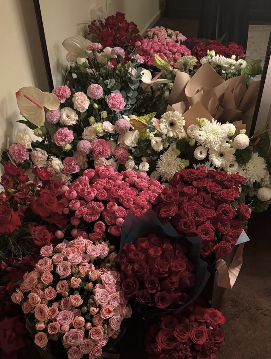 flowersplanettt's tweet photo. https://t.co/C4T5nzdVyY