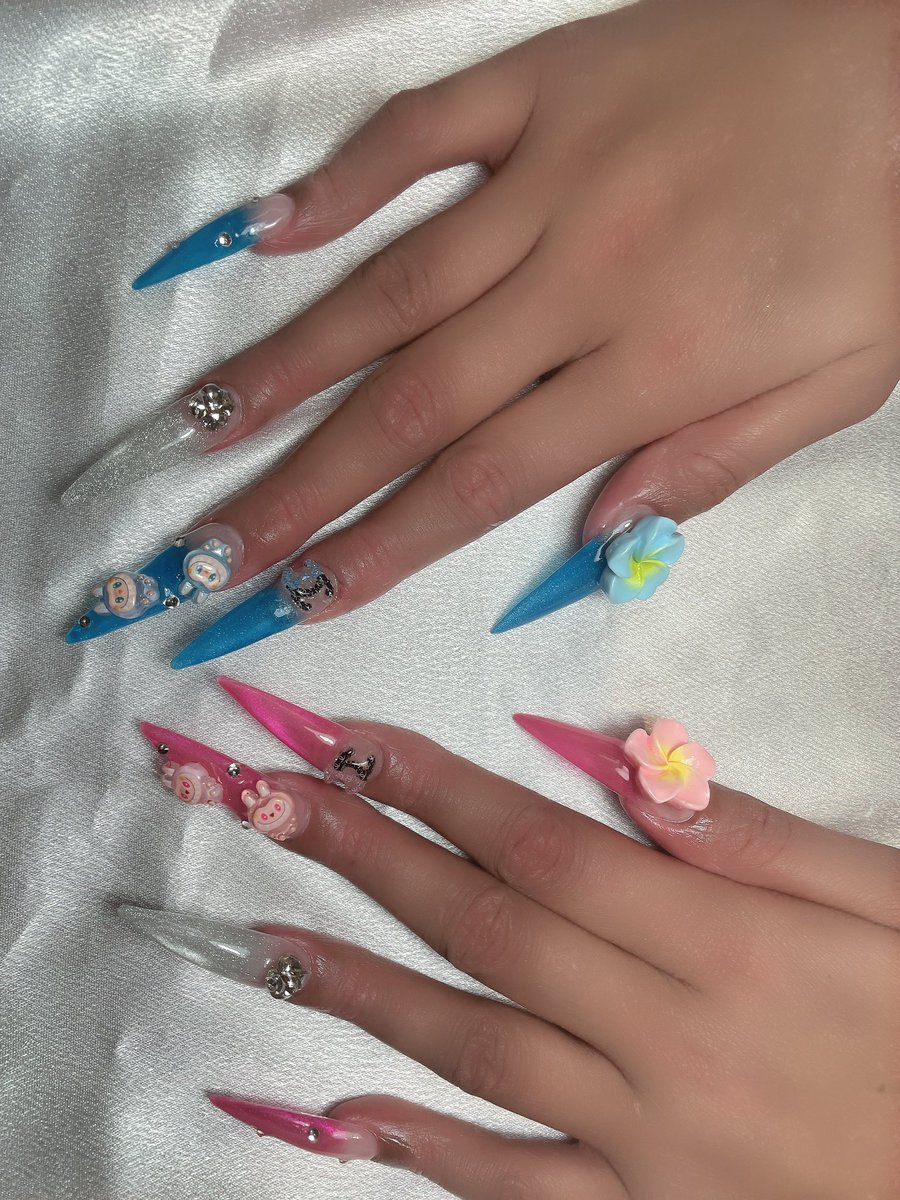 Garachun1029's tweet photo. NEWネイル💅✨️ https://t.co/50sIC1NCsm
