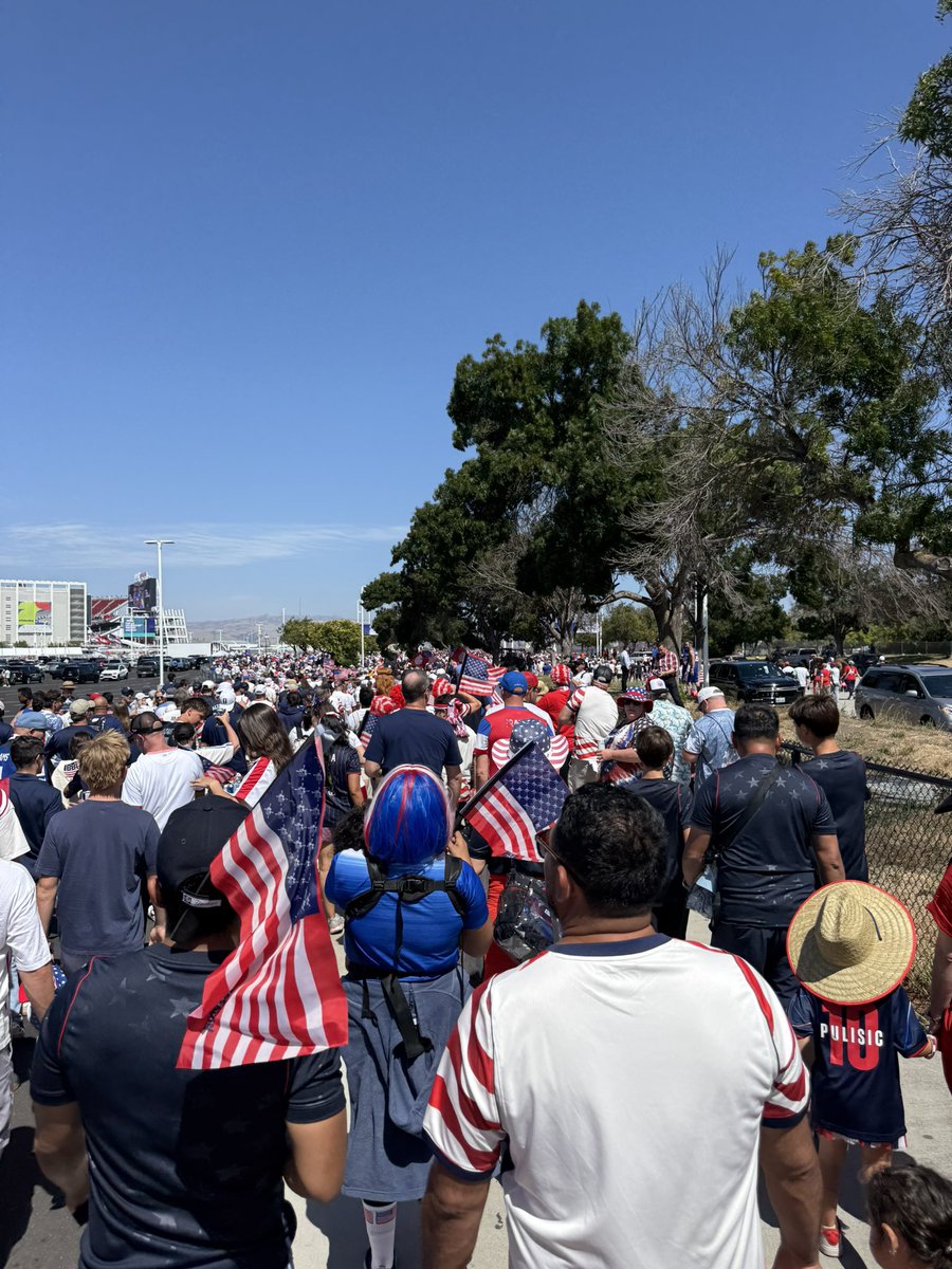 skyrocket's tweet photo. Big thanks to @Morefious_ and @Predictstreet for the epic tickets to see USA. Amazing experience seeing USA advance to the round of 16 🇺🇸🇺🇸🇺🇸 https://t.co/haGRFcuBeU