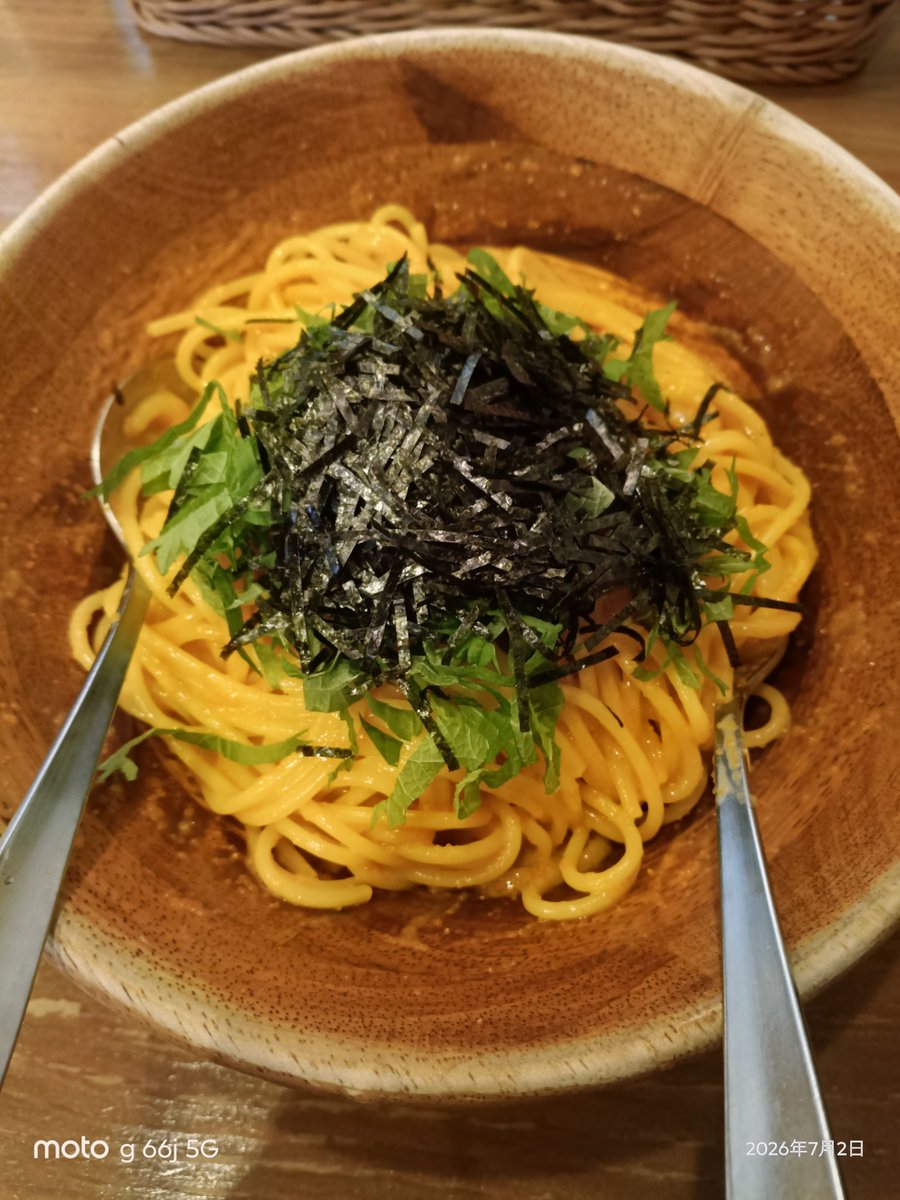 deredere001's tweet photo. #会社の楽しみはランチだけ👻
#四ツ谷ランチ
#スパゲッティながい
#タラコとウニとイカのスパゲッティ
#大葉トッピング https://t.co/xk1icHL0Xe