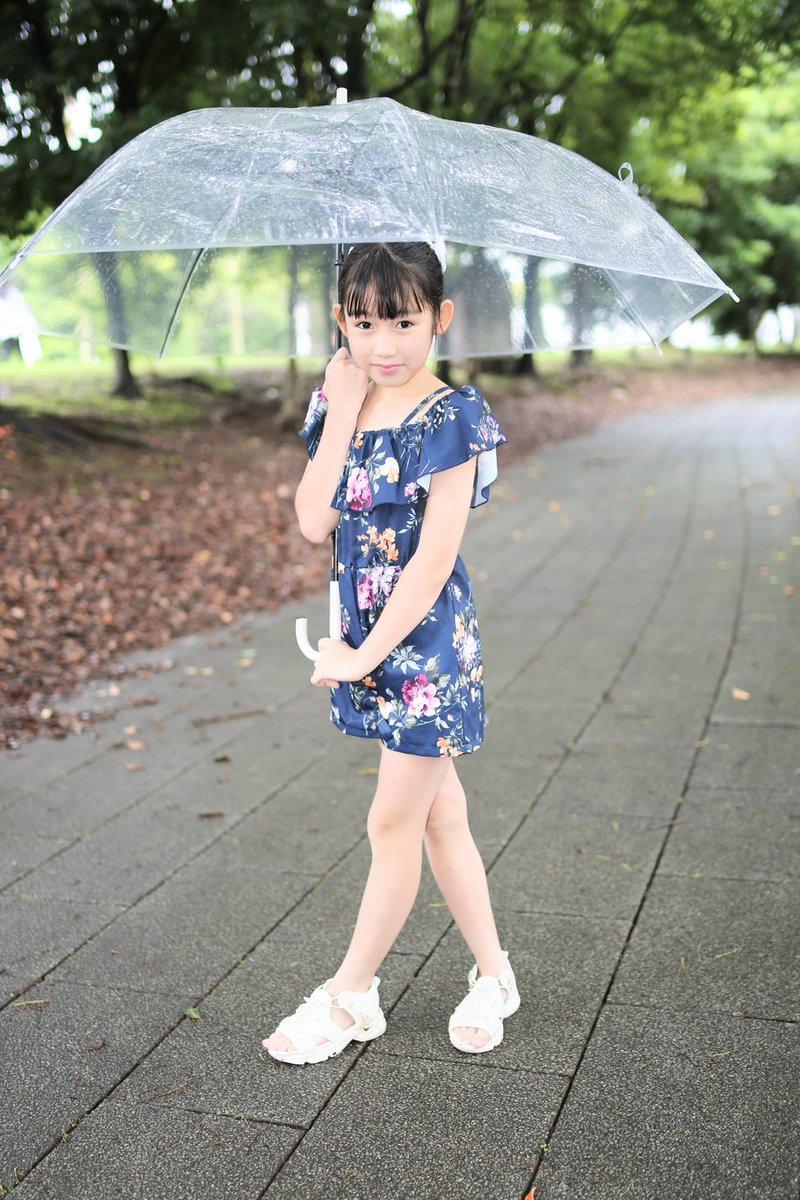 こんにちは🍓あおちゃんです🍓 今日は朝から雨～☔️また台風かな