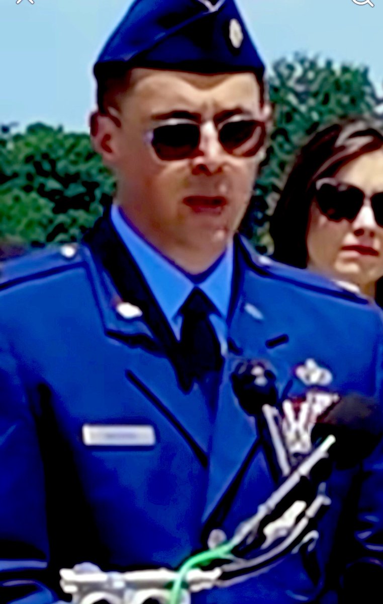 radioheadarmy's tweet photo. Thank you @usairforce Jason Watson! 
#25thAmendment https://t.co/yJwmDSAbwo