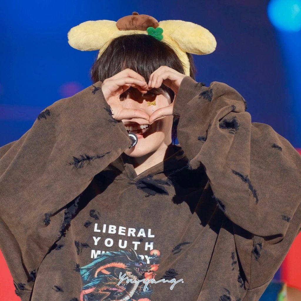 bhyuuns's tweet photo. pompompurin or baekpompurin?! 🫶🏻 https://t.co/QGaaTolDH7