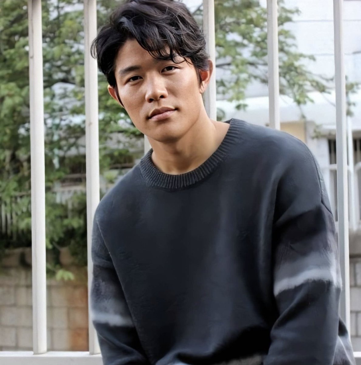 tengoku_chan_'s tweet photo. なぜか女が「結婚したい」と思う男
実は3タイプいるんだよ

1人目は
『鈴木亮平タイプ』

一途さが異常。

地位が変わっても態度が変わらない。
浮気の気配が一切ない。

女は完璧な男に惚れるんじゃない。
変わらない男に惚れる。

2人目は↓ https://t.co/1pStn8wb8R
