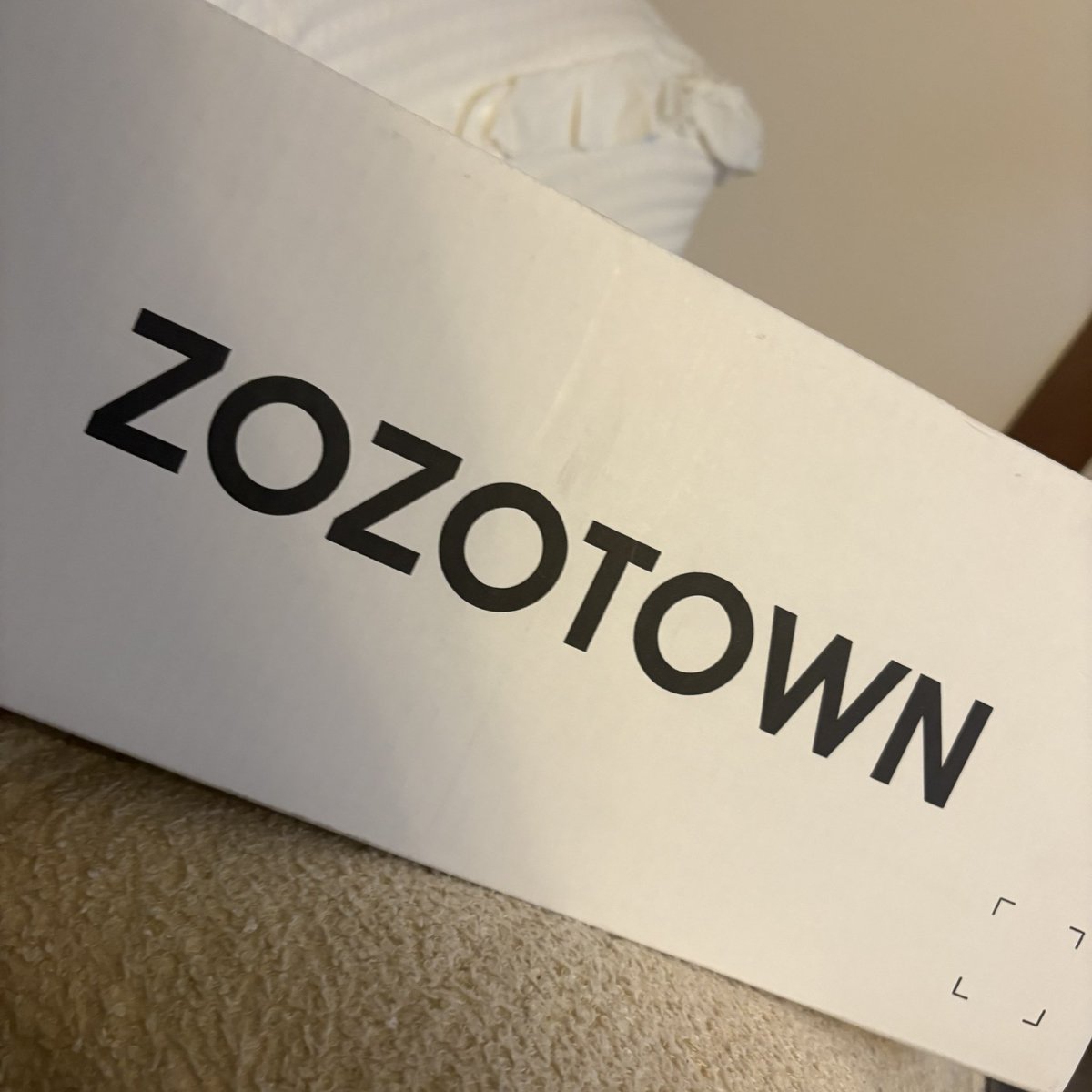 810kyon's tweet photo. 白い箱初めて📦🤍
#ZOZOSALE箱CP https://t.co/ElVdq3P61L