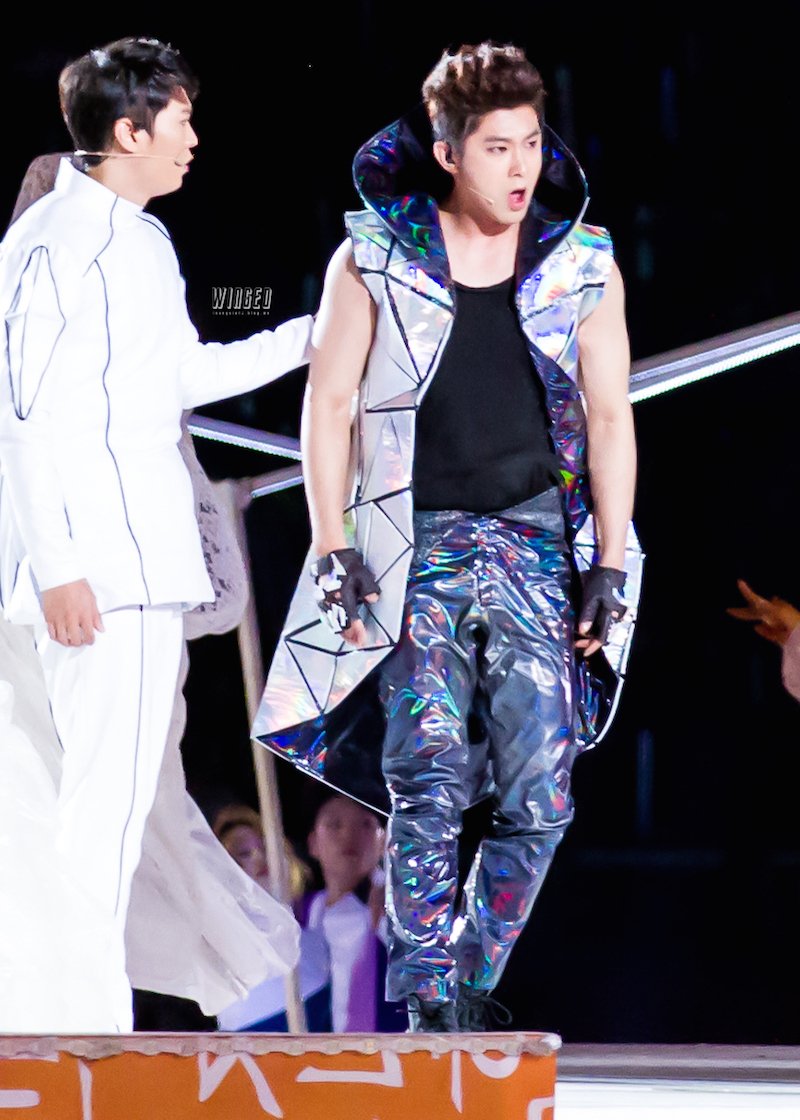 SkyUK2154's tweet photo. 150702 Yunho at ‘2015 Gwangju Universiade’ Opening Ceremony
#UKNOW #YUNHO #유노윤호 #IKNOW
#TVXQ! #東方神起 #UKNOW_PROJECT26 https://t.co/t4xBtL1Weg