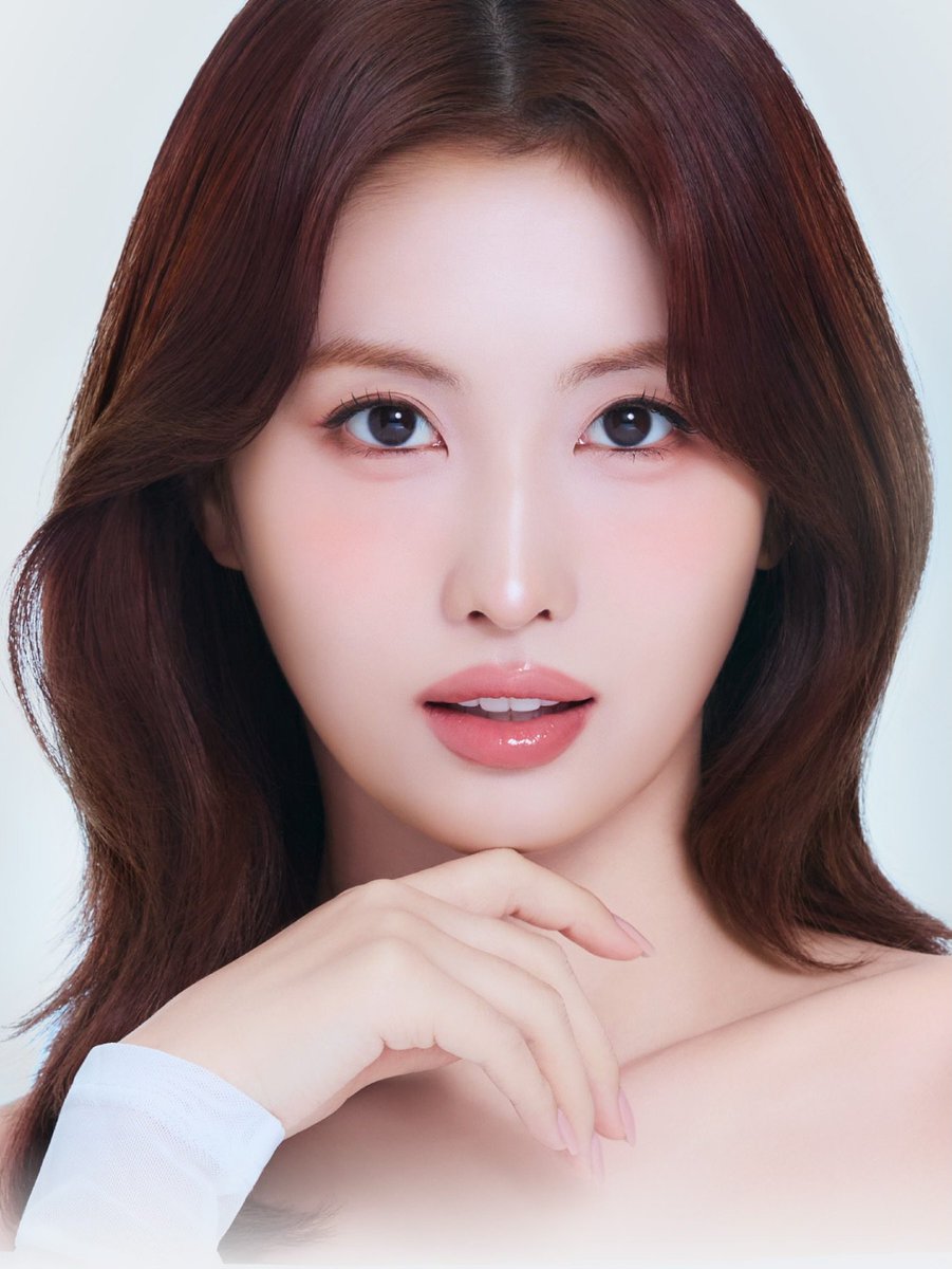 MomoGlobalUnion's tweet photo. MOMO for the new SIE campaign. https://t.co/UtAMKMZkcU