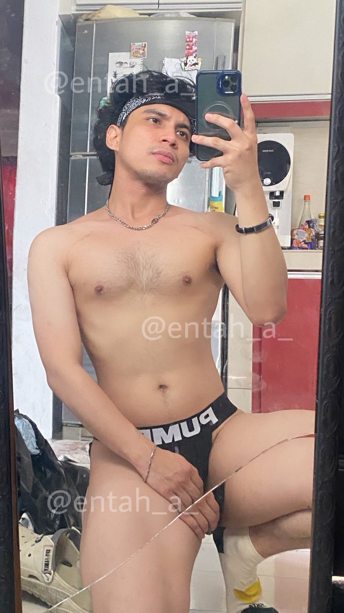 entah_A_'s tweet photo. Nak? https://t.co/v2OVPb7CKl