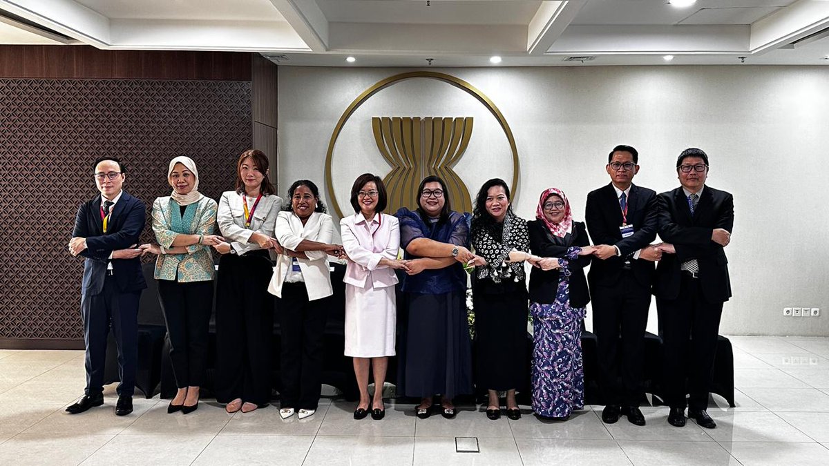 ASEAN's tweet photo. The Regional Workshop on the ASEAN Socio-Cultural Community (ASCC) Strategic Plan’s Cross-Pillar Strategic Measures was held on 29–30 June 2026 at the ASEAN Headquarters / ASEAN Secretariat in Jakarta, Indonesia. 

The workshop brought together the ASCC, ASEAN Political Security Community (APSC), ASEAN Economic Community (AEC), and ASEAN Connectivity to share their respective cross-pillar strategic measures, deepen understanding and explore collaboration and coordination for their effective implementation, monitoring, and review. 

The Regional Workshop reaffirms ASEAN’s commitment to strengthening cross-pillar mechanisms in advancing the ASEAN Community Vision 2045 and ensuring the effective and sustained implementation of the ASEAN Strategic Plans. 

The Regional Workshop was organised by the ASEAN Secretariat, with the support from the Government of Japan, through the Supporting the Development of the ASCC Strategic Plan project under the Japan-ASEAN Integration Fund 3.0. #ASEAN #ASEANCommunity #ASCCStrategicPlan #ASCCPost2025 #JapanASEANIntegrationFund #JAIF #ACV2045