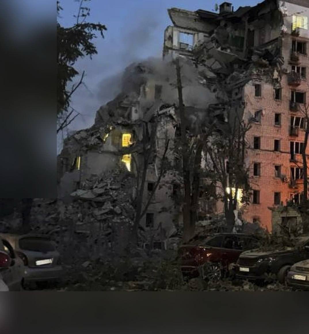 STARIKSU98's tweet photo. My God, Poland, if you want to disgrace yourselves, do it. Everyone is sick of your endless whining! Ukraine is in a war right now. People are dying this very second. And you are proud to drag all of Europe through events from 80 years ago? Just bravo. https://t.co/eUGFAIMi2g