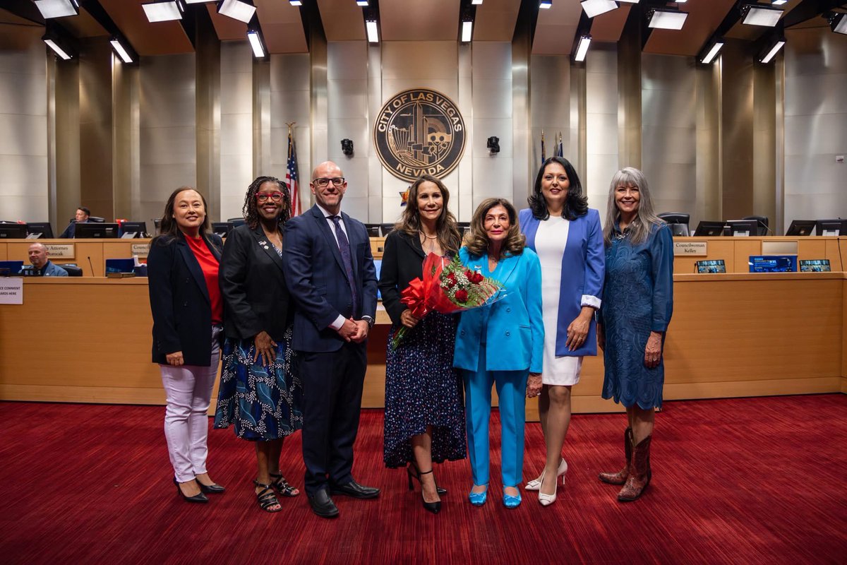 Brune4Vegas's tweet photo. Today, I was sworn in for 4 more years as the @CityOfLasVegas #Ward6 Councilwoman.โจ
Thank you to the voters who believe in me. My promise is to keep showing up and listening to neighbors. ๐
You can watch the ceremony here: https://t.co/iftN0xaYms https://t.co/bOvtfXBRth