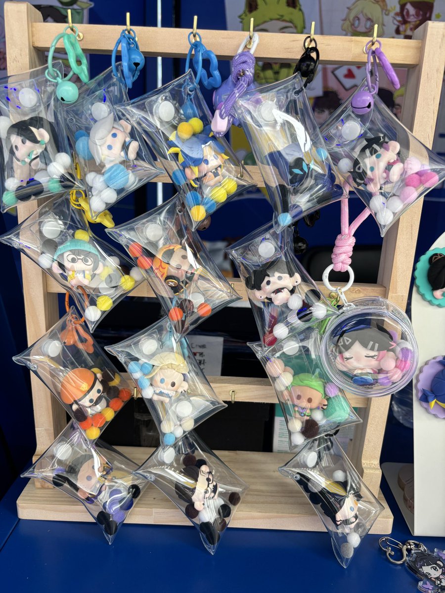muouji's tweet photo. I’ve finished setting up my booth!☺️ https://t.co/bLSaMQXCE8