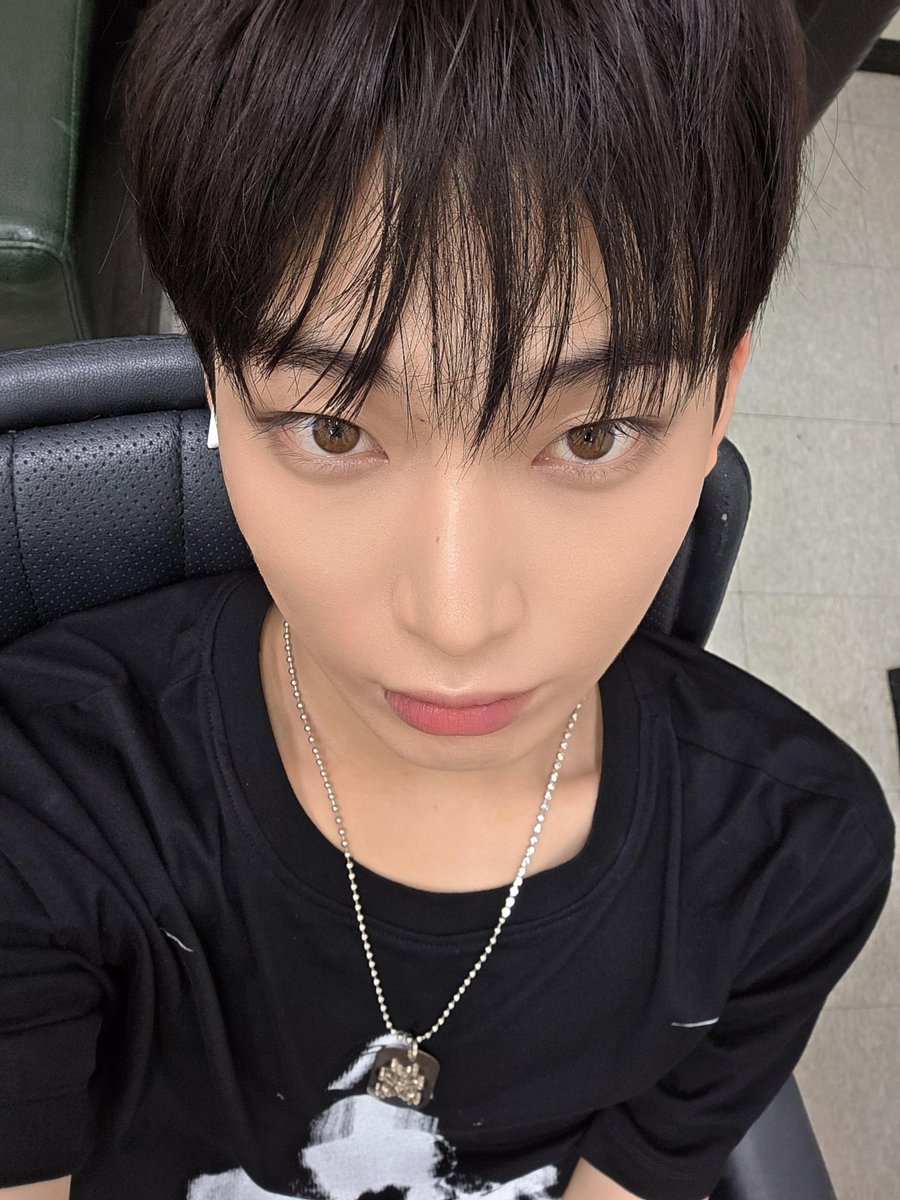 s2unooya's tweet photo. 떠누야 보고싶어//// https://t.co/ndx3upfUyc