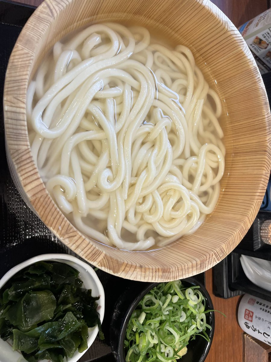 aaannadayo's tweet photo. 午前中の仕事終わった〜
あんなが昨日行ったお店は丸亀製麺🍲
毎月1日はうどんが食べたくなるから
覚えてて欲しいな🫶 https://t.co/m9scqkf7hU
